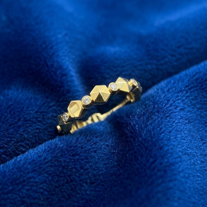 ER00206 - Image 2